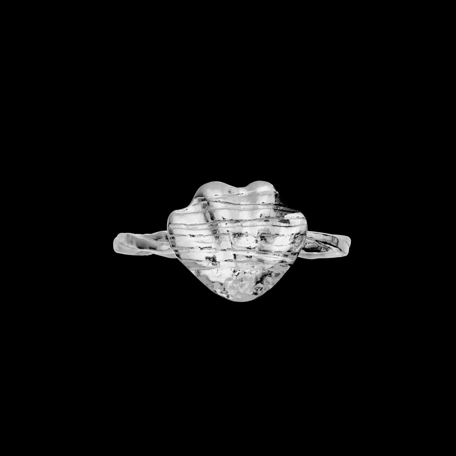 Maanesten Dwyn Ring Online